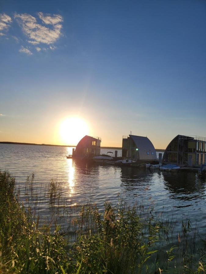 Ferienhaus Water Geierswalde Eksteriør bilde